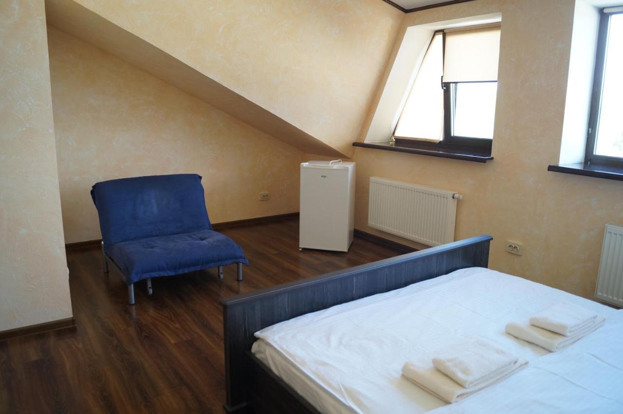 Rosinka Motel Ukrainka ภายนอก รูปภาพ