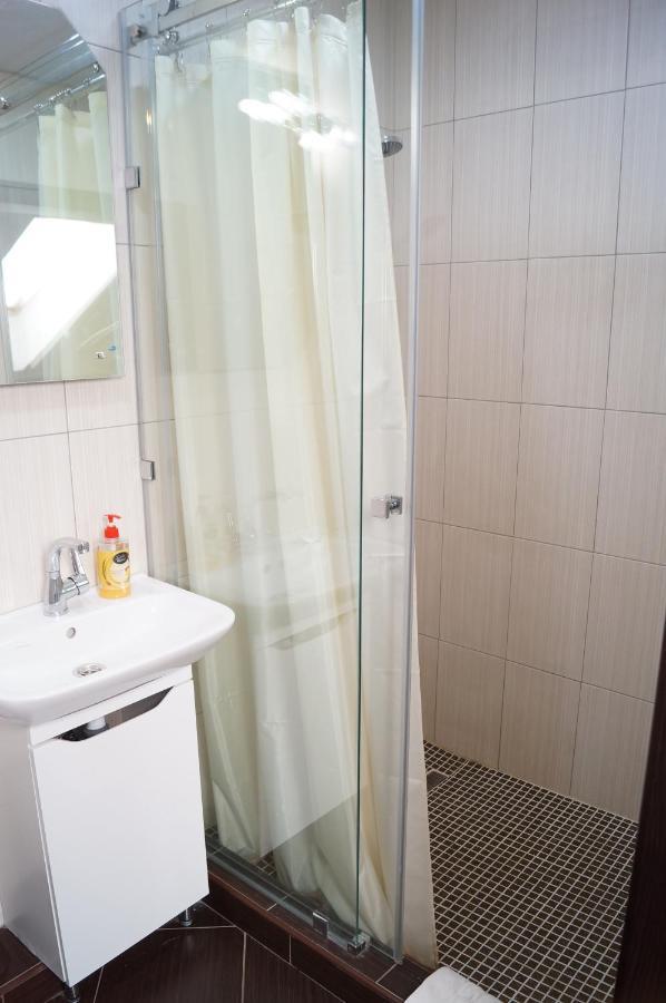Rosinka Motel Ukrainka ภายนอก รูปภาพ
