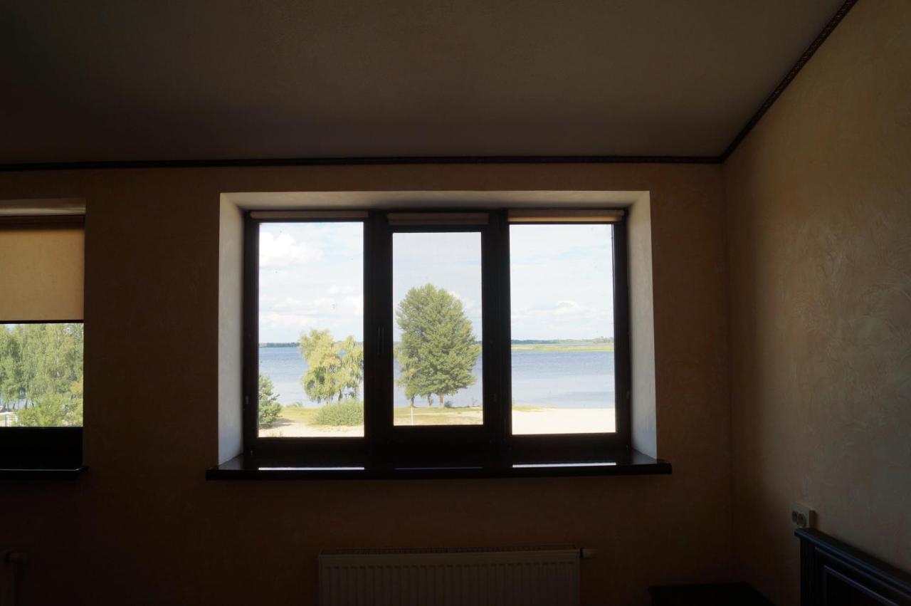 Rosinka Motel Ukrainka ภายนอก รูปภาพ