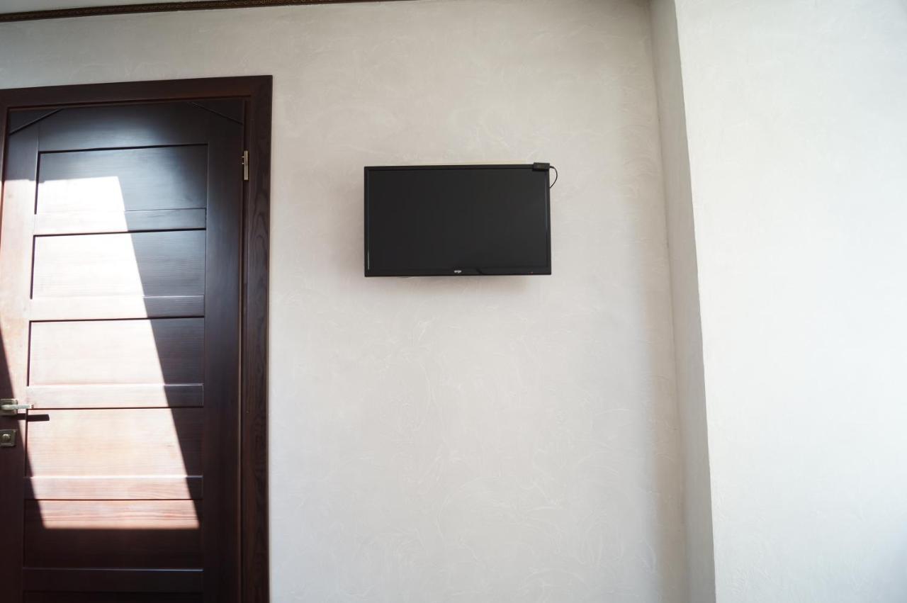 Rosinka Motel Ukrainka ภายนอก รูปภาพ